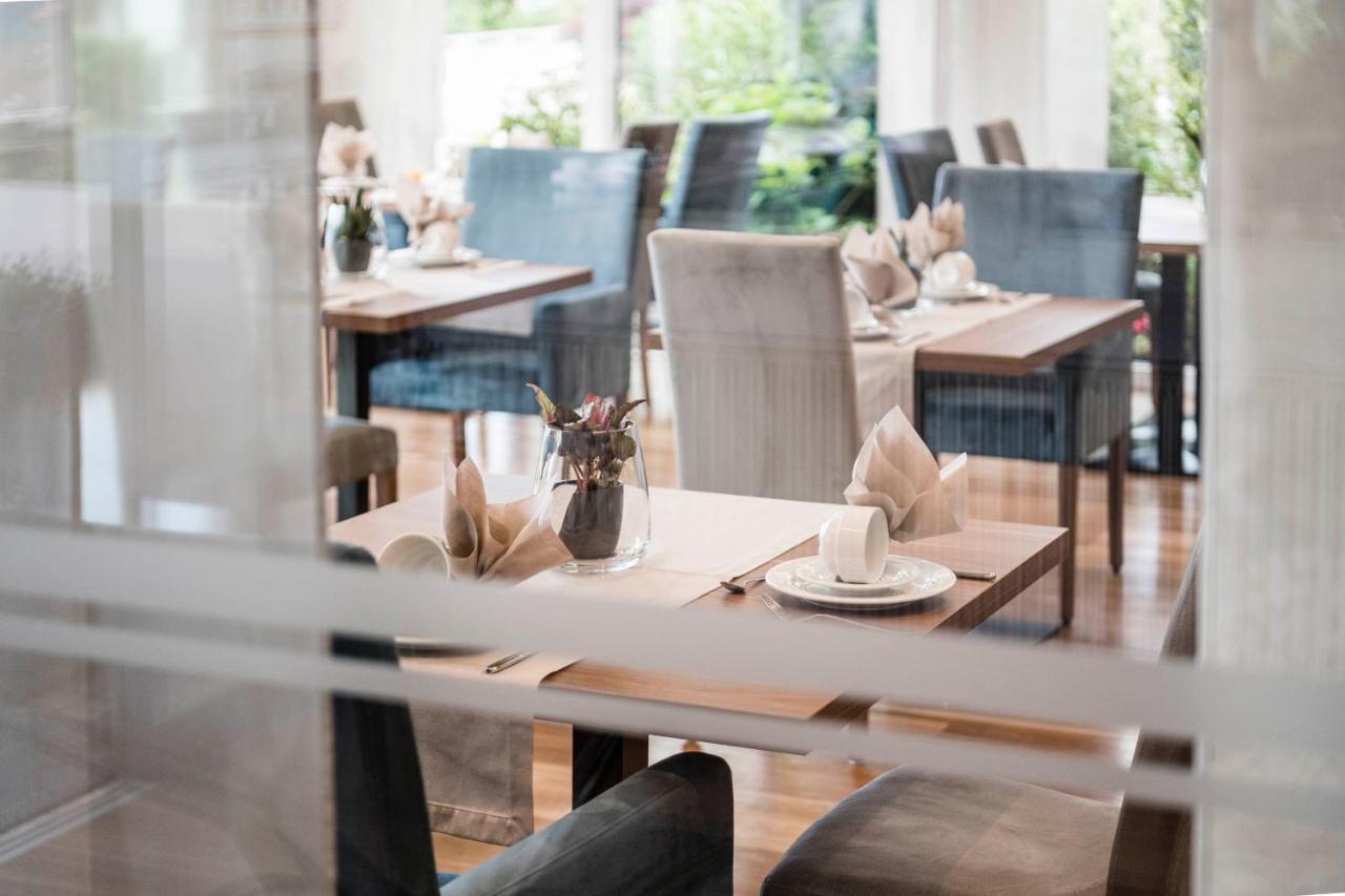 Appartementhaus Residence Hirzer 티롤로 외부 사진