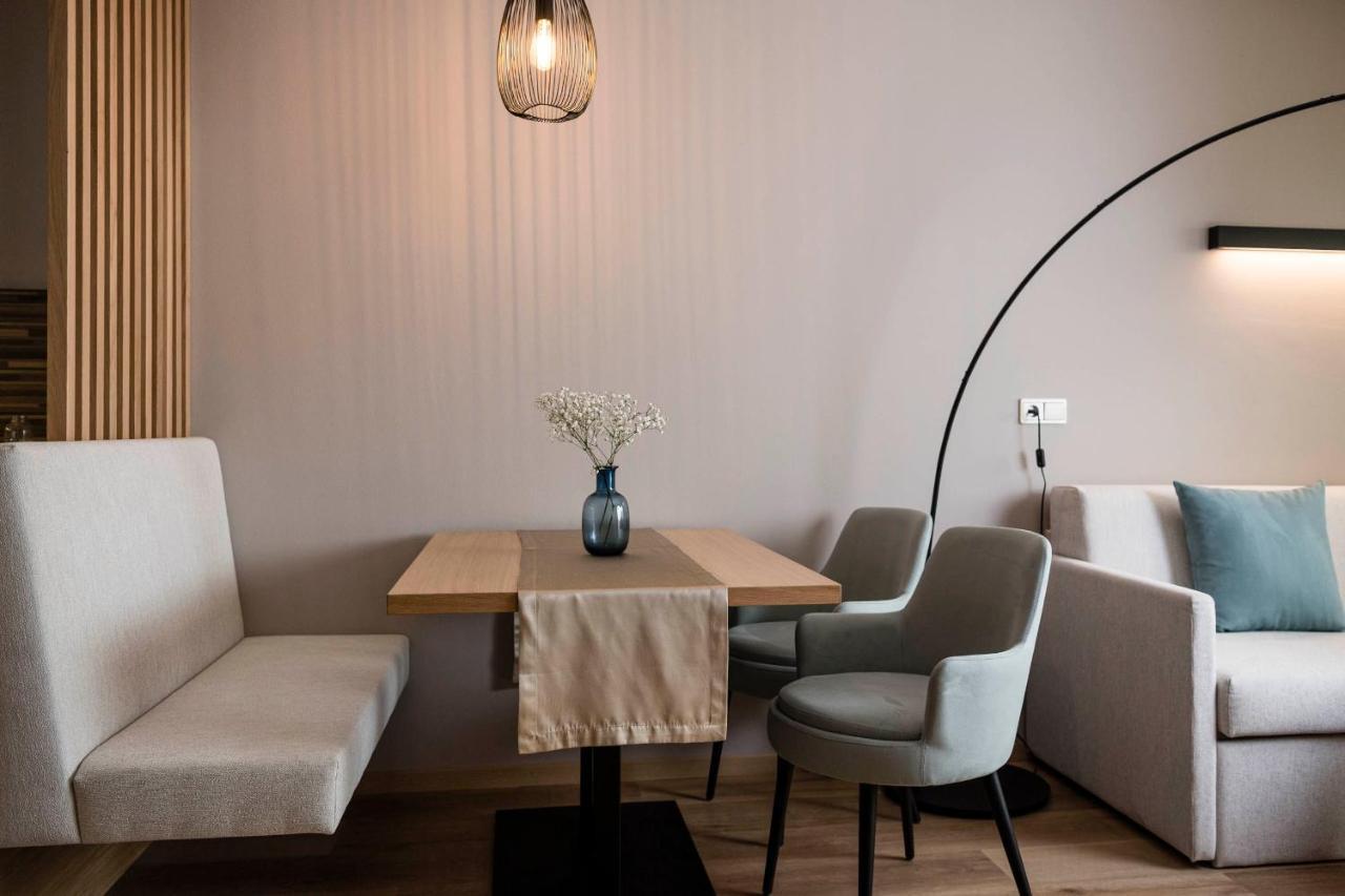 Appartementhaus Residence Hirzer 티롤로 외부 사진