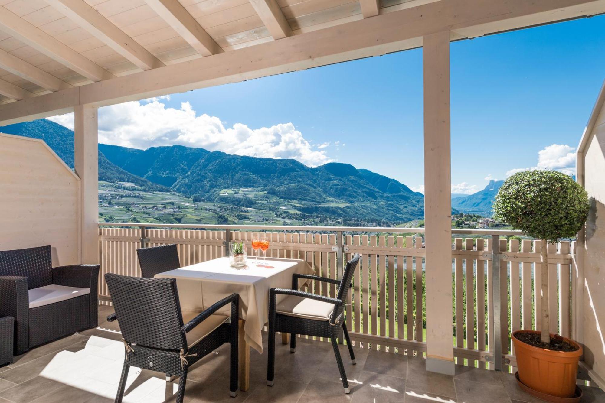 Appartementhaus Residence Hirzer 티롤로 외부 사진