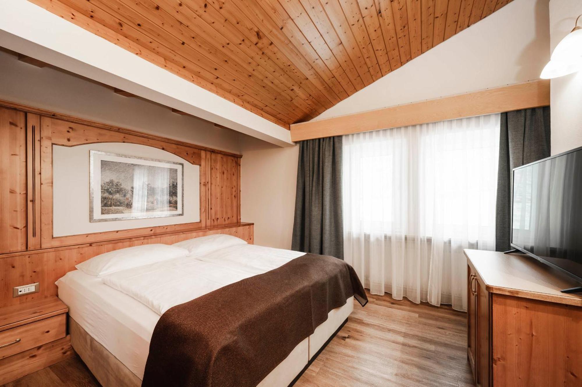 Appartementhaus Residence Hirzer 티롤로 객실 사진